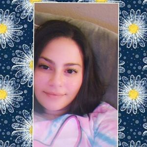 Meet your Posher, Clarissa